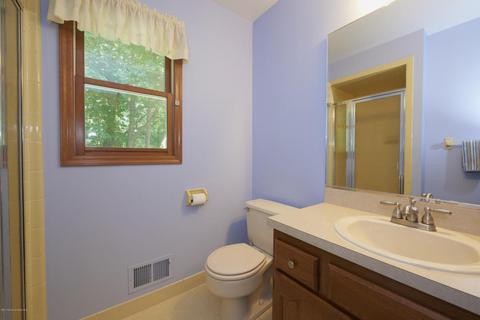 13 Constitution Dr, Middletown, NJ 07748 photo 14
