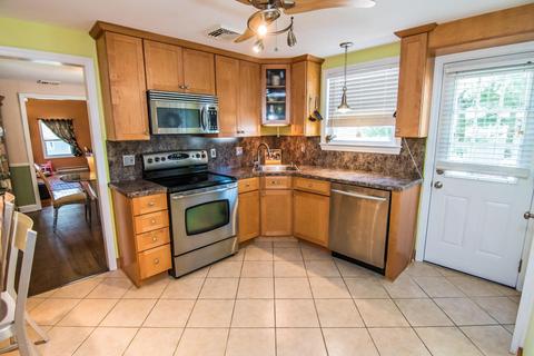 37 Weldon Rd, Matawan, NJ 07747 photo 10