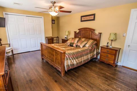 37 Weldon Rd, Matawan, NJ 07747 photo 14