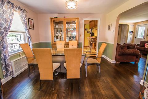 37 Weldon Rd, Matawan, NJ 07747 photo 5