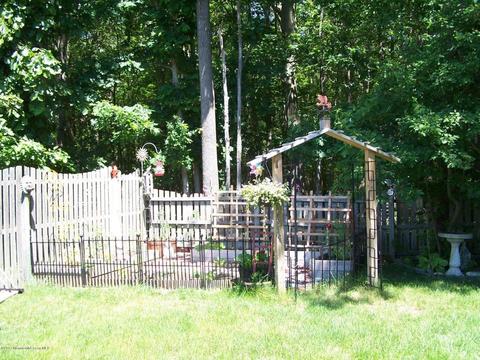 12 Kiwi Loop, Howell, NJ 07731 photo 29