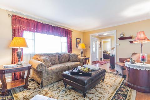2 Windsor Rd, Howell, NJ 07731 photo 32
