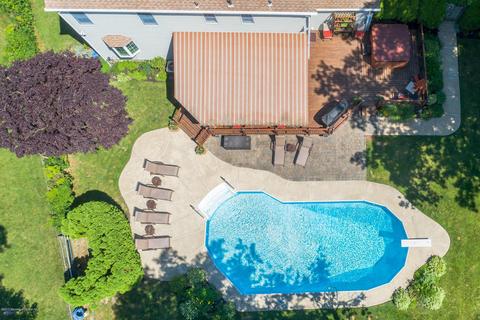 2 Windsor Rd, Howell, NJ 07731 photo 5