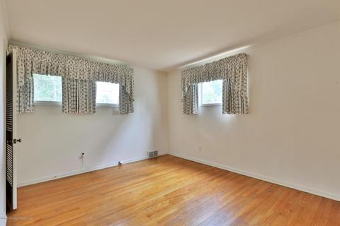 1009 Sunset Dr, Brielle, NJ 08730 photo 7