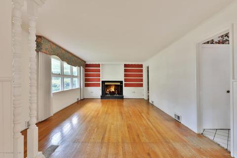 1009 Sunset Dr, Brielle, NJ 08730 photo 2