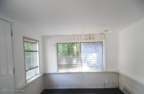 43 Walnut St, Waretown, NJ 08758 photo 8
