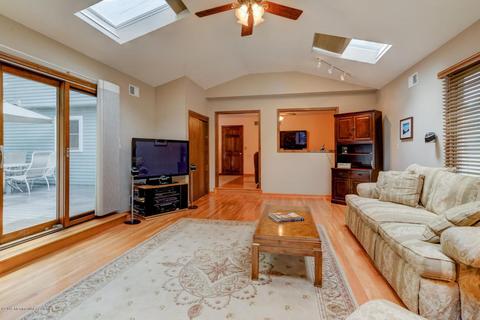 10 Elm Pl, Matawan, NJ 07747 photo 10