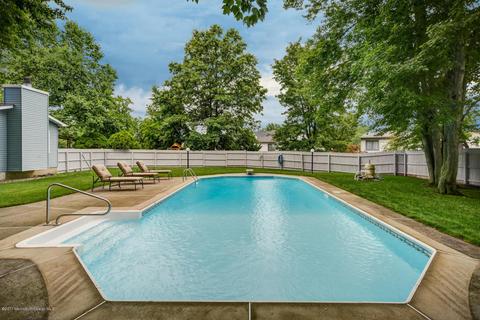 10 Elm Pl, Matawan, NJ 07747 photo 15