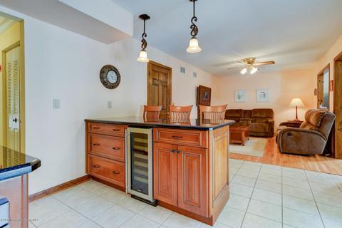 10 Elm Pl, Matawan, NJ 07747 photo 5