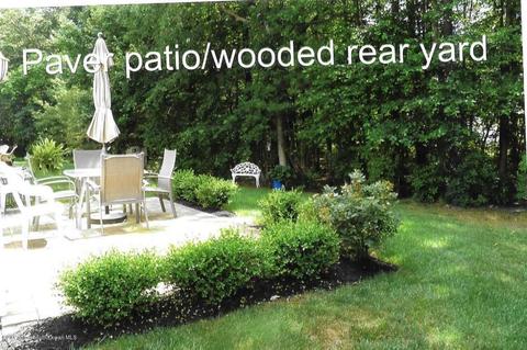 25 Brant Dr, Brick, NJ 08724 photo 2