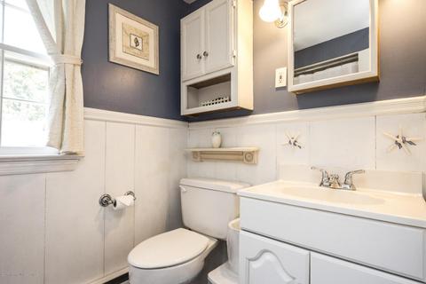 73 Broad St, Matawan, NJ 07747 photo 22
