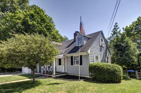 73 Broad St, Matawan, NJ 07747 photo 2