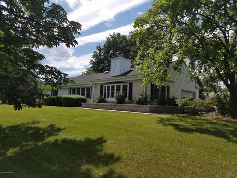 1 Crescent Pl, Matawan, NJ 07747 photo 1