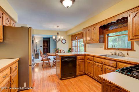 36 Cherry Tree Cir, Howell, NJ 07731 photo 9