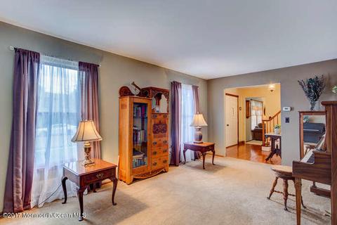 36 Cherry Tree Cir, Howell, NJ 07731 photo 5