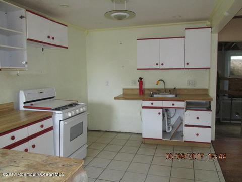 242 Bray Ave, North Middletown, NJ 07748 photo 2