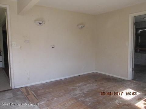 242 Bray Ave, North Middletown, NJ 07748 photo 3