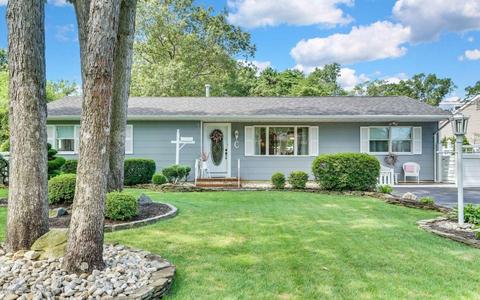 461 Driscol Dr, Brick, NJ 08724 photo 2