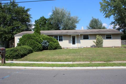 3 Maple Ln, Howell, NJ 07731 photo 1