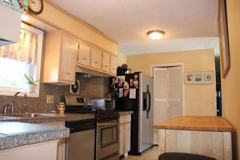 3 Maple Ln, Howell, NJ 07731 photo 11