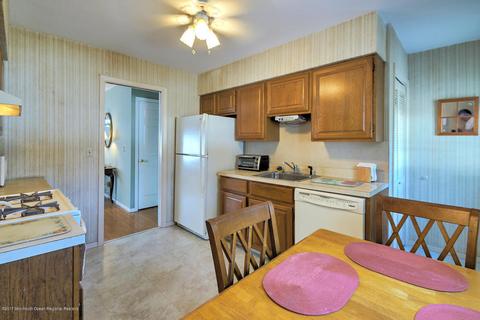 112 Arrowhead Park Dr, Brick, NJ 08724 photo 10