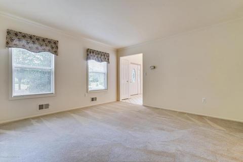 6 Pitney Ln, Jackson, NJ 08527 photo 8
