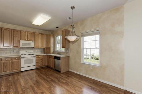 23 Rumson Ct, Waretown, NJ 08758 photo 8
