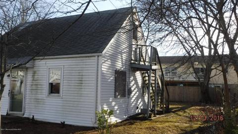 84 Illinois Ave, Waretown, NJ 08758 photo 3