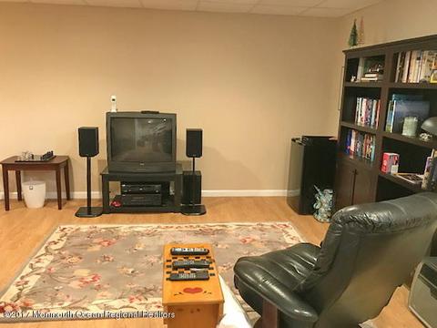 17 Christopher Dr, Howell, NJ 07731 photo 27