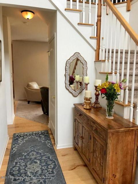 17 Christopher Dr, Howell, NJ 07731 photo 2