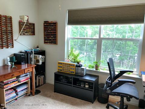 17 Christopher Dr, Howell, NJ 07731 photo 16