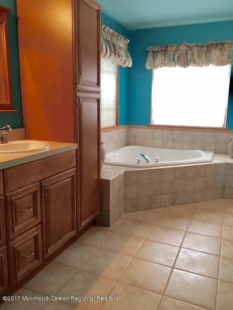 25 Leone Blvd, Jackson, NJ 08527 photo 52