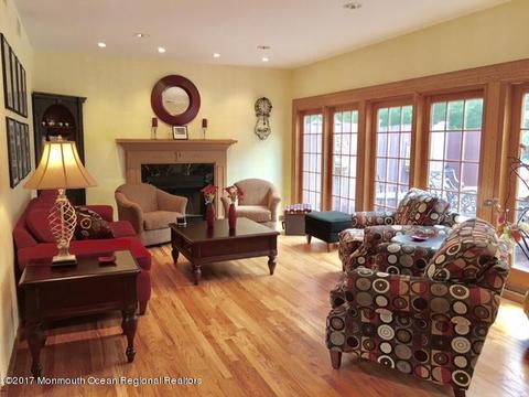 25 Leone Blvd, Jackson, NJ 08527 photo 2