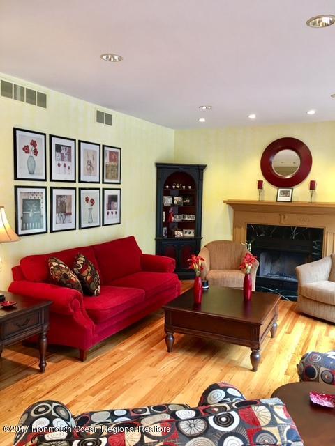 25 Leone Blvd, Jackson, NJ 08527 photo 4
