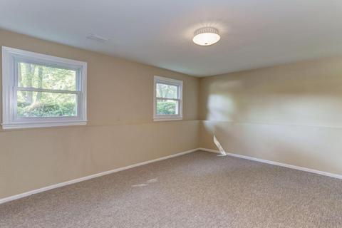 9 Highview Cir, Middletown, NJ 07748 photo 18