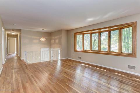 9 Highview Cir, Middletown, NJ 07748 photo 7