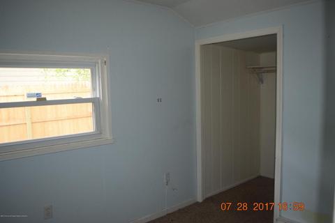 34 Dock Ave, Waretown, NJ 08758 photo 11