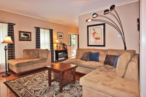 5 Franklin St, Matawan, NJ 07747 photo 3