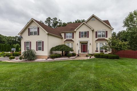 10 Olena Dr, Jackson, NJ 08527 photo 1