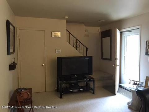 564 Drum Point Rd, Brick, NJ 08723 photo 4