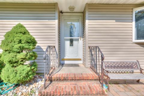 54 Maple St, Waretown, NJ 08758 photo 4