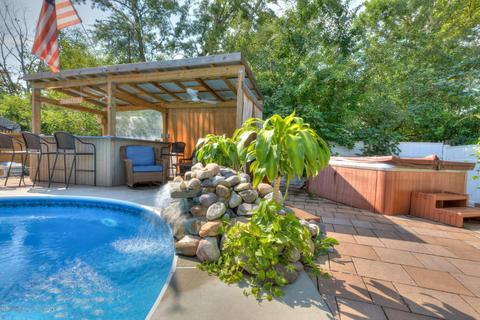 54 Maple St, Waretown, NJ 08758 photo 12