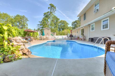 54 Maple St, Waretown, NJ 08758 photo 8