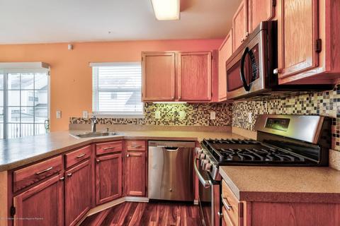 73 Red Maple Dr, Brick, NJ 08724 photo 8