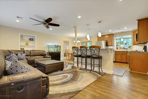 596 Driscol Dr, Brick, NJ 08724 photo 13