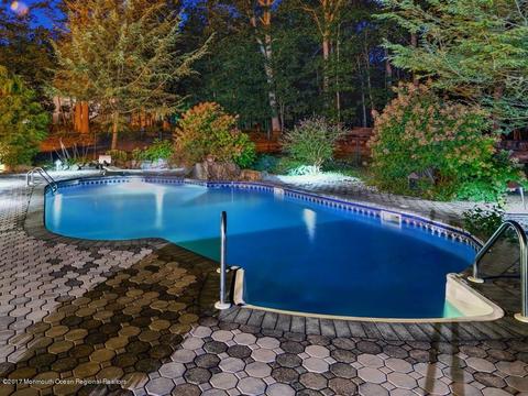 6 Alpine Dr, Millstone, NJ 08535 photo 3