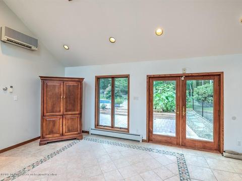 6 Alpine Dr, Millstone, NJ 08535 photo 19