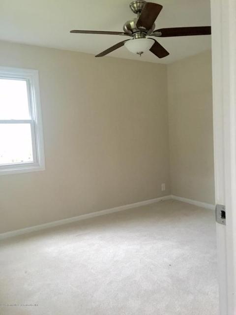 79 Cedarhurst Rd, Brick, NJ 08723 photo 4
