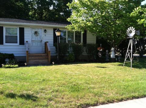 27 John St, Helmetta, NJ 08828 photo 3
