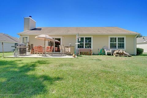 8 Kent Dr, Forked River, NJ 08731 photo 4